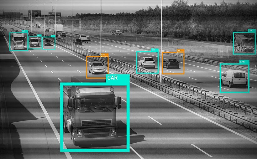 Software erkennt Fahrzeuge auf Autobahn