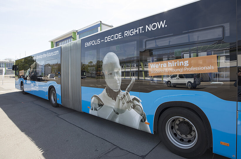 Bus mit Werbung Empolis